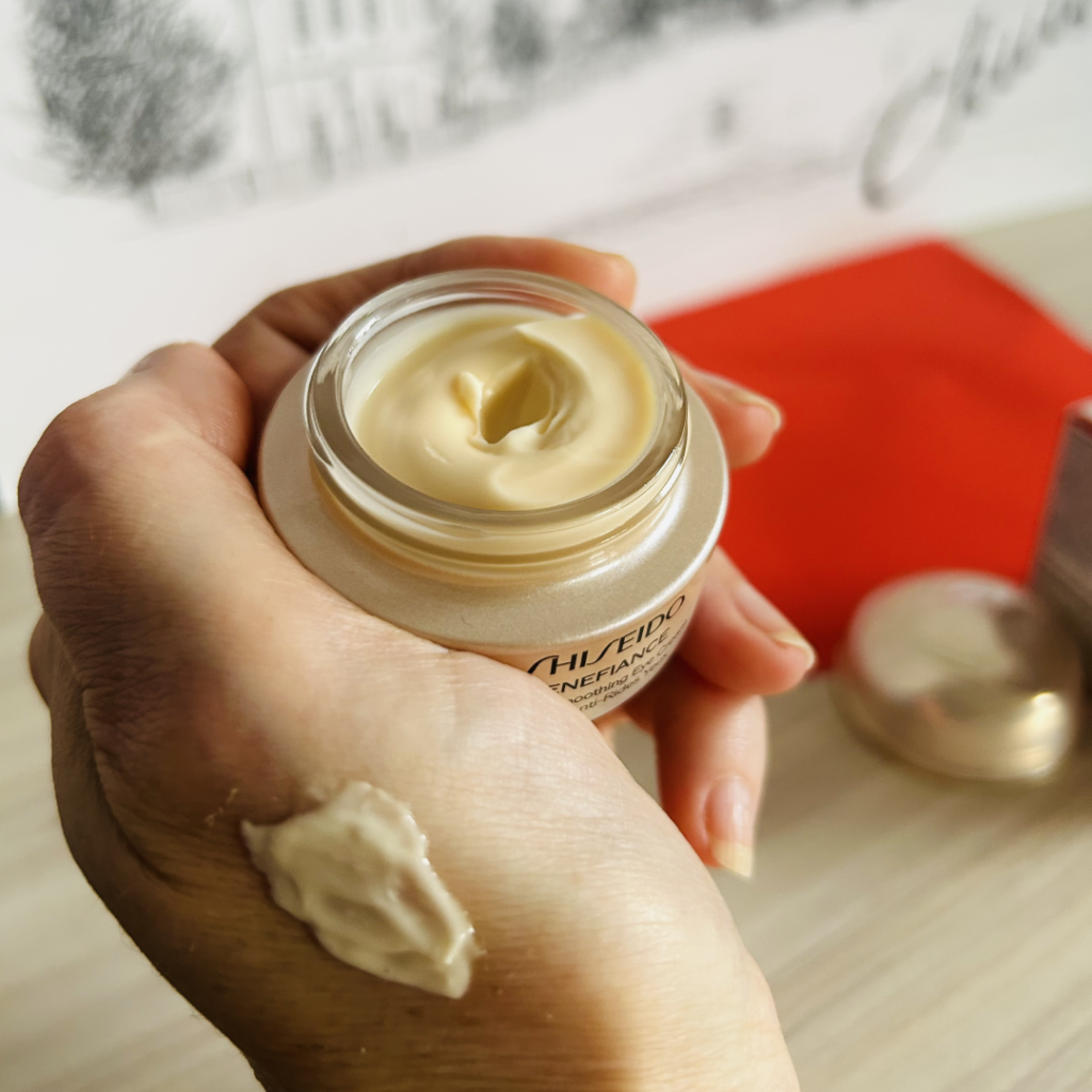 Shiseido Benefiance Eye Cream texture